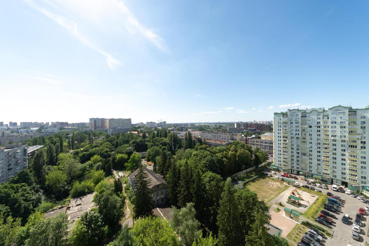 Новая Квартира Переулок Ясиноватский 11 Kiev Dış mekan fotoğraf